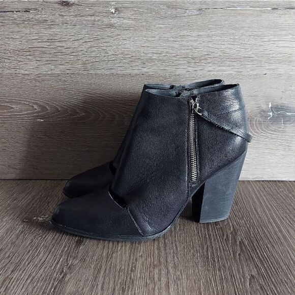 Joe’s Abby Black Leather Ankle Bootie Size 9.5 Block Heel Almond Toe - Picture 4 of 11